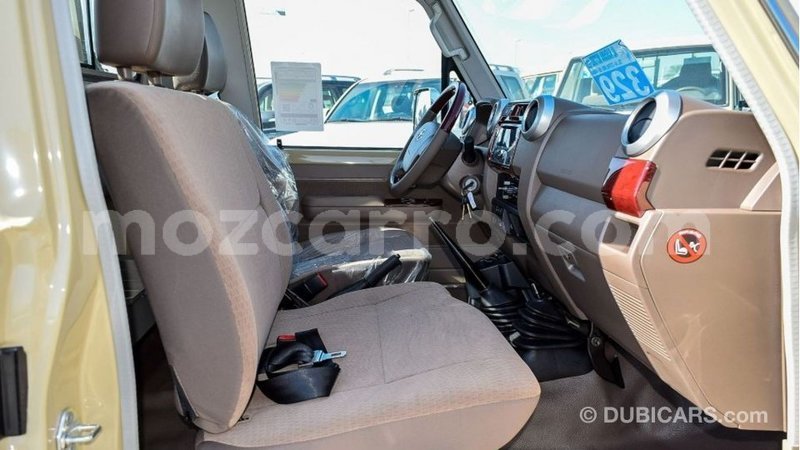 Big with watermark toyota land cruiser cabo delgado import dubai 7138