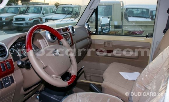 Buy Import Toyota Land Cruiser Beige Car in Import - Dubai in Cabo Delgado Buy Import Toyota Land Cruiser Beige Car in Import - Dubai in Cabo Delgado