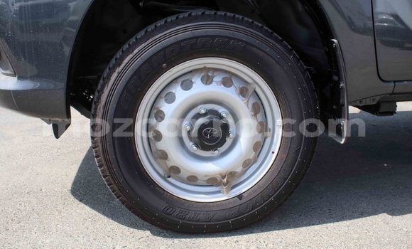 Tenga Imported Toyota Hilux Zvimwe Mota in Import - Dubai in Cabo Delgado Tenga Imported Toyota Hilux Zvimwe Mota in Import - Dubai in Cabo Delgado