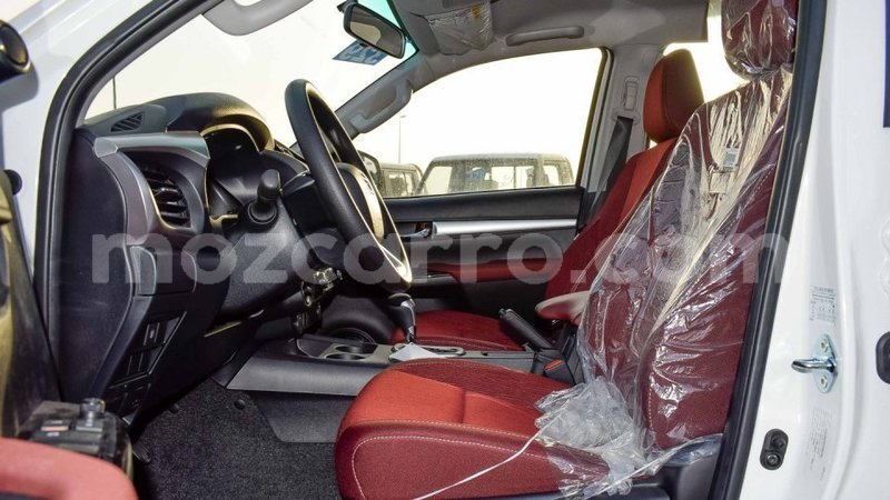 Big with watermark toyota hilux cabo delgado import dubai 7144