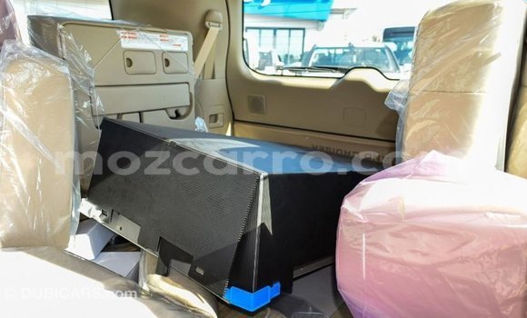 Tenga Imported Toyota Land Cruiser Chena Mota in Import - Dubai in Cabo Delgado Tenga Imported Toyota Land Cruiser Chena Mota in Import - Dubai in Cabo Delgado