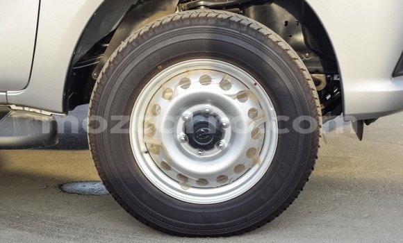 Tenga Imported Toyota Hilux Zvimwe Mota in Import - Dubai in Cabo Delgado Tenga Imported Toyota Hilux Zvimwe Mota in Import - Dubai in Cabo Delgado