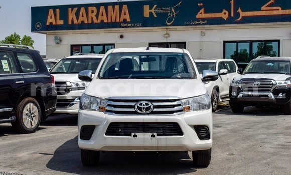 Comprar Importar Toyota Hilux Branco Carro em Import - Dubai em Cabo Delgado Comprar Importar Toyota Hilux Branco Carro em Import - Dubai em Cabo Delgado