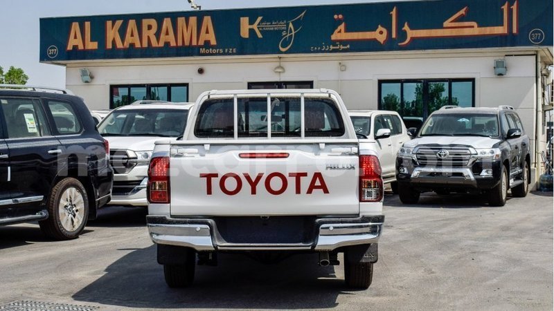 Big with watermark toyota hilux cabo delgado import dubai 7152