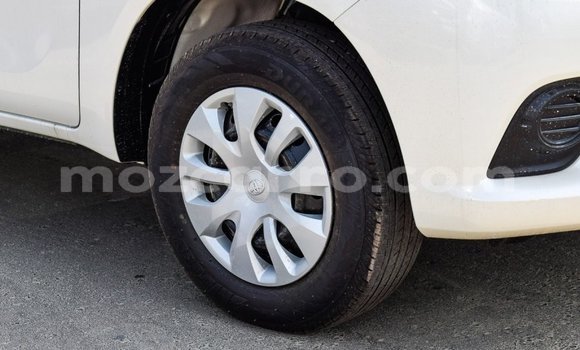 Comprar Importar Toyota Hilux Branco Carro em Import - Dubai em Cabo Delgado Comprar Importar Toyota Hilux Branco Carro em Import - Dubai em Cabo Delgado