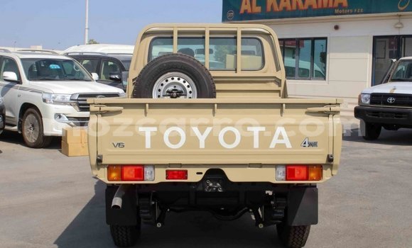 Buy Import Toyota Land Cruiser Beige Car in Import - Dubai in Cabo Delgado Buy Import Toyota Land Cruiser Beige Car in Import - Dubai in Cabo Delgado