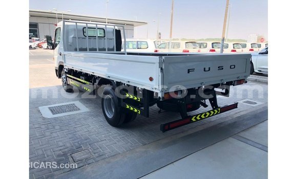 Tenga Imported Mitsubishi Canter Chena Rori in Import - Dubai in Cabo Delgado Tenga Imported Mitsubishi Canter Chena Rori in Import - Dubai in Cabo Delgado