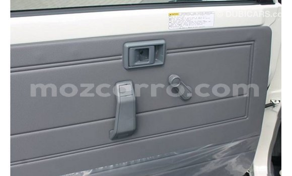 Buy Import Toyota Land Cruiser White Car in Import - Dubai in Cabo Delgado Buy Import Toyota Land Cruiser White Car in Import - Dubai in Cabo Delgado