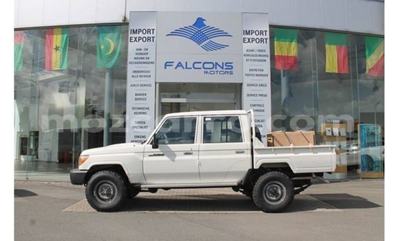 Buy Import Toyota Land Cruiser White Car in Import - Dubai in Cabo Delgado Buy Import Toyota Land Cruiser White Car in Import - Dubai in Cabo Delgado
