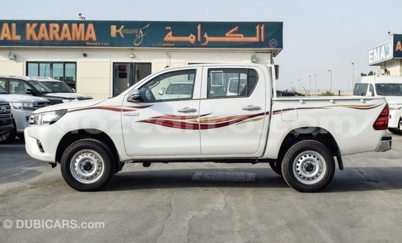 Buy Import Toyota Hilux White Car in Import - Dubai in Cabo Delgado Buy Import Toyota Hilux White Car in Import - Dubai in Cabo Delgado