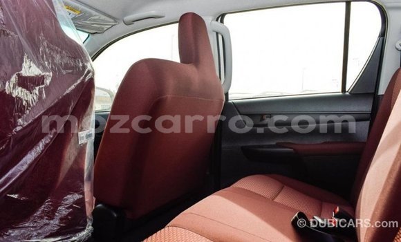 Buy Import Toyota Hilux White Car in Import - Dubai in Cabo Delgado Buy Import Toyota Hilux White Car in Import - Dubai in Cabo Delgado