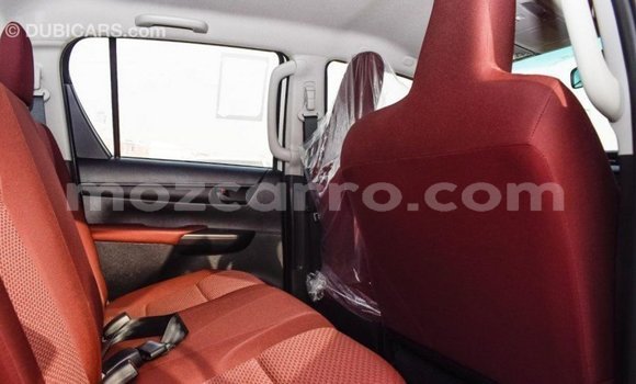 Buy Import Toyota Hilux White Car in Import - Dubai in Cabo Delgado Buy Import Toyota Hilux White Car in Import - Dubai in Cabo Delgado