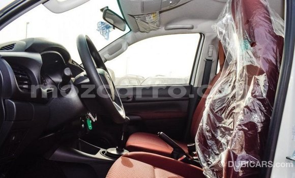 Buy Import Toyota Hilux White Car in Import - Dubai in Cabo Delgado Buy Import Toyota Hilux White Car in Import - Dubai in Cabo Delgado