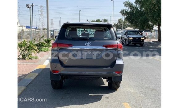 Tenga Imported Toyota Fortuner Zvimwe Mota in Import - Dubai in Cabo Delgado Tenga Imported Toyota Fortuner Zvimwe Mota in Import - Dubai in Cabo Delgado