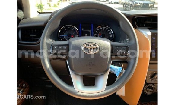 Tenga Imported Toyota Fortuner Zvimwe Mota in Import - Dubai in Cabo Delgado Tenga Imported Toyota Fortuner Zvimwe Mota in Import - Dubai in Cabo Delgado