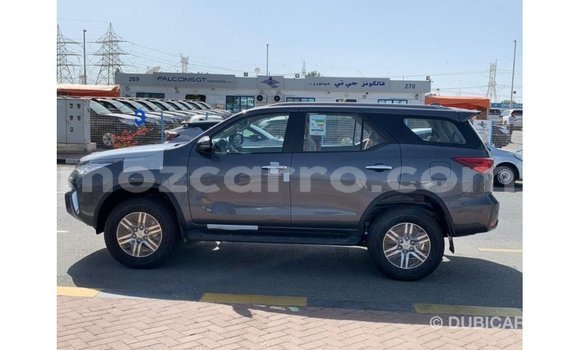 Tenga Imported Toyota Fortuner Zvimwe Mota in Import - Dubai in Cabo Delgado Tenga Imported Toyota Fortuner Zvimwe Mota in Import - Dubai in Cabo Delgado