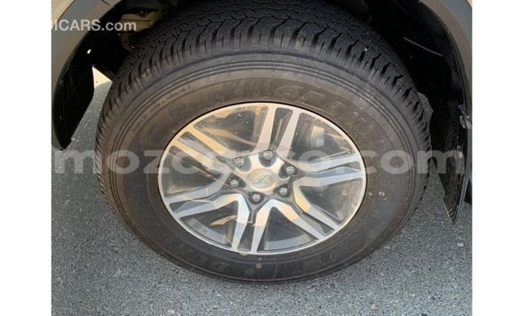 Tenga Imported Toyota Fortuner Zvimwe Mota in Import - Dubai in Cabo Delgado Tenga Imported Toyota Fortuner Zvimwe Mota in Import - Dubai in Cabo Delgado