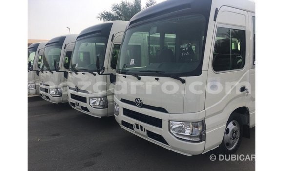 Nunua Imported Toyota Coaster Nyeupe Gari ndani ya Import - Dubai nchini Cabo Delgado Nunua Imported Toyota Coaster Nyeupe Gari ndani ya Import - Dubai nchini Cabo Delgado