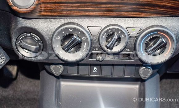 Tenga Imported Toyota Hilux Chena Mota in Import - Dubai in Cabo Delgado Tenga Imported Toyota Hilux Chena Mota in Import - Dubai in Cabo Delgado