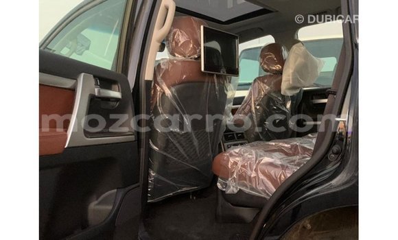 Nunua Imported Toyota Land Cruiser Nyeusi Gari ndani ya Import - Dubai nchini Cabo Delgado Nunua Imported Toyota Land Cruiser Nyeusi Gari ndani ya Import - Dubai nchini Cabo Delgado