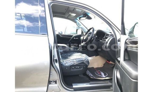Comprar Importar Lexus LX De outros Carro em Import - Dubai em Cabo Delgado Comprar Importar Lexus LX De outros Carro em Import - Dubai em Cabo Delgado