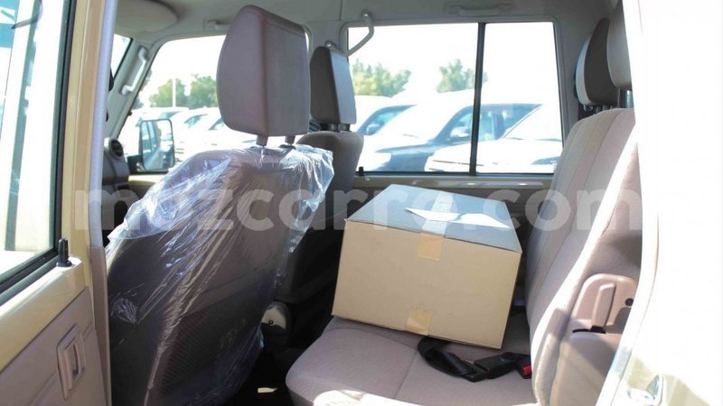 Big with watermark toyota land cruiser cabo delgado import dubai 7192