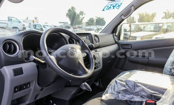 Buy Import Nissan Urvan White Car in Import - Dubai in Cabo Delgado Buy Import Nissan Urvan White Car in Import - Dubai in Cabo Delgado