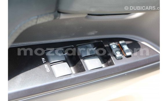 Comprar Importar Toyota Land Cruiser Branco Carro em Import - Dubai em Cabo Delgado Comprar Importar Toyota Land Cruiser Branco Carro em Import - Dubai em Cabo Delgado