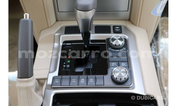 Comprar Importar Toyota Land Cruiser Branco Carro em Import - Dubai em Cabo Delgado Comprar Importar Toyota Land Cruiser Branco Carro em Import - Dubai em Cabo Delgado