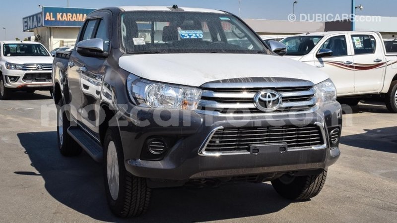 Big with watermark toyota hilux cabo delgado import dubai 7206