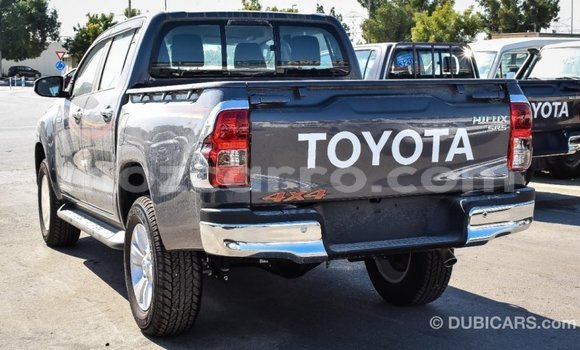Comprar Importar Toyota Hilux De outros Carro em Import - Dubai em Cabo Delgado Comprar Importar Toyota Hilux De outros Carro em Import - Dubai em Cabo Delgado