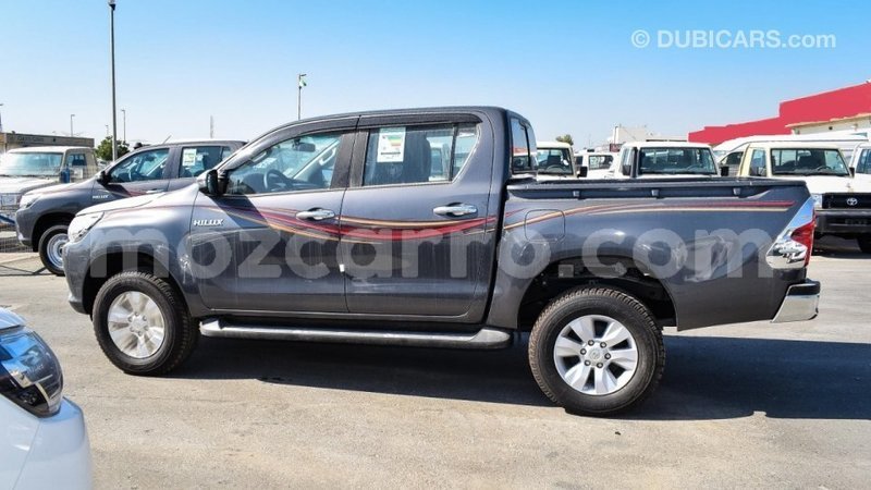 Big with watermark toyota hilux cabo delgado import dubai 7206