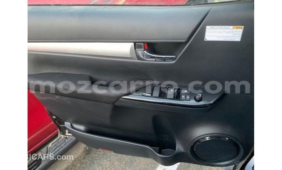 Comprar Importar Toyota Hilux Preto Carro em Import - Dubai em Cabo Delgado Comprar Importar Toyota Hilux Preto Carro em Import - Dubai em Cabo Delgado