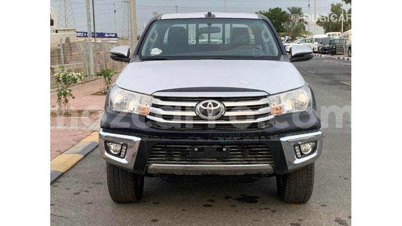 Big with watermark toyota hilux cabo delgado import dubai 7209