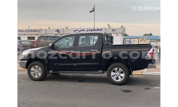 Nunua Imported Toyota Hilux Nyeusi Gari ndani ya Import - Dubai nchini Cabo Delgado Nunua Imported Toyota Hilux Nyeusi Gari ndani ya Import - Dubai nchini Cabo Delgado
