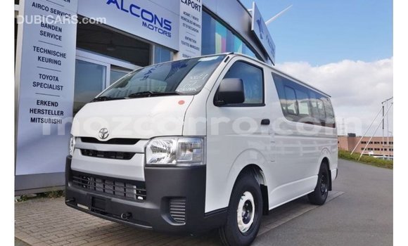 Nunua Imported Toyota Hiace Nyeupe Gari ndani ya Import - Dubai nchini Cabo Delgado Nunua Imported Toyota Hiace Nyeupe Gari ndani ya Import - Dubai nchini Cabo Delgado