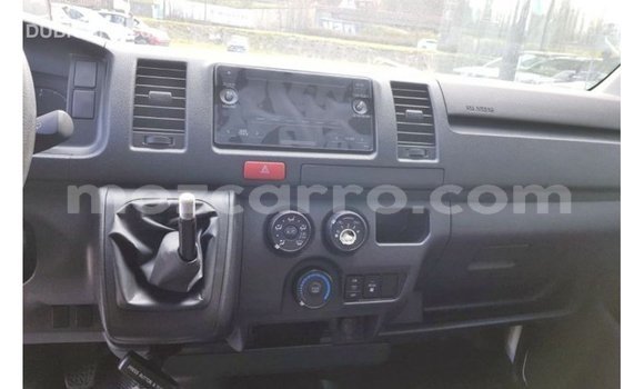 Nunua Imported Toyota Hiace Nyeupe Gari ndani ya Import - Dubai nchini Cabo Delgado Nunua Imported Toyota Hiace Nyeupe Gari ndani ya Import - Dubai nchini Cabo Delgado