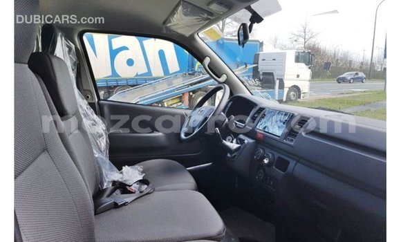 Nunua Imported Toyota Hiace Nyeupe Gari ndani ya Import - Dubai nchini Cabo Delgado Nunua Imported Toyota Hiace Nyeupe Gari ndani ya Import - Dubai nchini Cabo Delgado