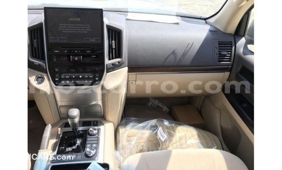 Comprar Importar Toyota Land Cruiser Preto Carro em Import - Dubai em Cabo Delgado Comprar Importar Toyota Land Cruiser Preto Carro em Import - Dubai em Cabo Delgado