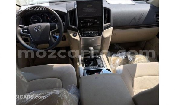 Comprar Importar Toyota Land Cruiser Preto Carro em Import - Dubai em Cabo Delgado Comprar Importar Toyota Land Cruiser Preto Carro em Import - Dubai em Cabo Delgado