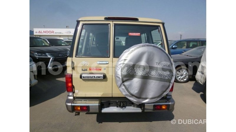 Big with watermark toyota land cruiser cabo delgado import dubai 7236