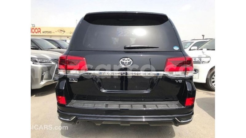 Big with watermark toyota land cruiser cabo delgado import dubai 7237