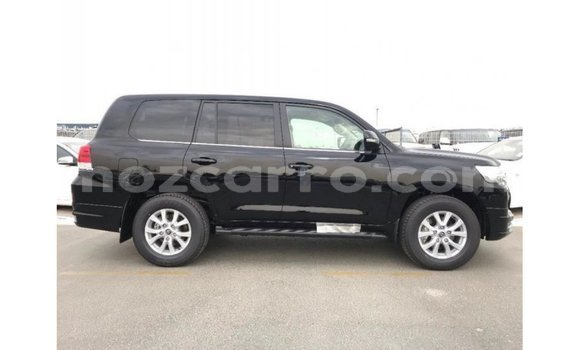 Nunua Imported Toyota Land Cruiser Nyeusi Gari ndani ya Import - Dubai nchini Cabo Delgado Nunua Imported Toyota Land Cruiser Nyeusi Gari ndani ya Import - Dubai nchini Cabo Delgado