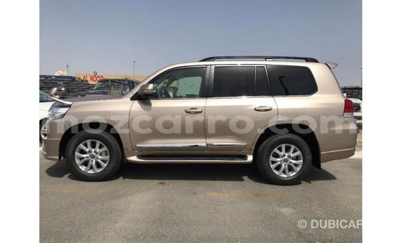 Comprar Importar Toyota Land Cruiser De outros Carro em Import - Dubai em Cabo Delgado Comprar Importar Toyota Land Cruiser De outros Carro em Import - Dubai em Cabo Delgado
