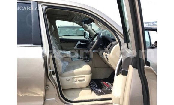 Comprar Importar Toyota Land Cruiser De outros Carro em Import - Dubai em Cabo Delgado Comprar Importar Toyota Land Cruiser De outros Carro em Import - Dubai em Cabo Delgado