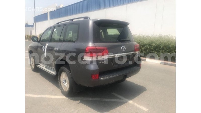 Big with watermark toyota land cruiser cabo delgado import dubai 7241