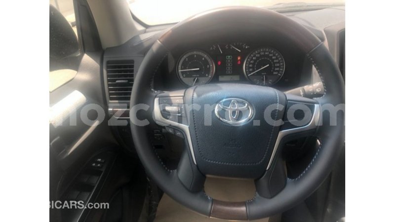 Big with watermark toyota land cruiser cabo delgado import dubai 7241