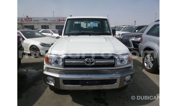 Buy Import Toyota Land Cruiser White Car in Import - Dubai in Cabo Delgado Buy Import Toyota Land Cruiser White Car in Import - Dubai in Cabo Delgado