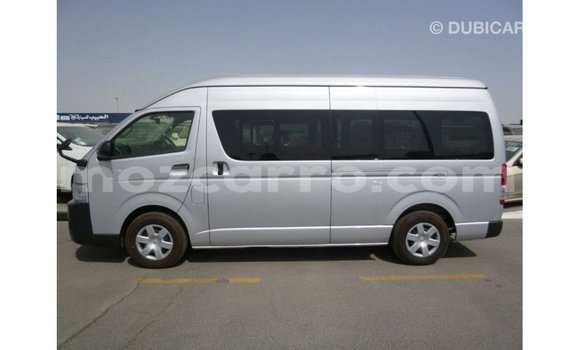 Comprar Importar Toyota Hiace De outros Carro em Import - Dubai em Cabo Delgado Comprar Importar Toyota Hiace De outros Carro em Import - Dubai em Cabo Delgado