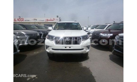 Nunua Imported Toyota Prado Nyeupe Gari ndani ya Import - Dubai nchini Cabo Delgado Nunua Imported Toyota Prado Nyeupe Gari ndani ya Import - Dubai nchini Cabo Delgado